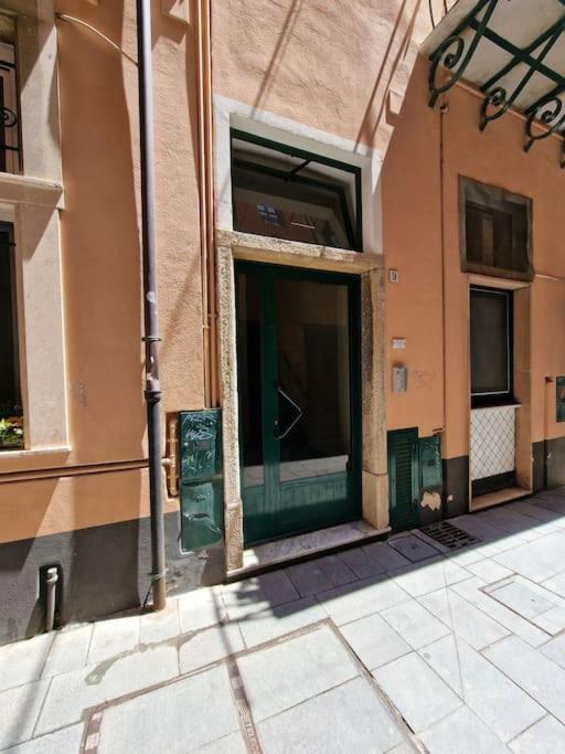 Silver Sands Finale Ligure - Traditional Apartment - 4 Beds & Terrace By The Beach 外观 照片