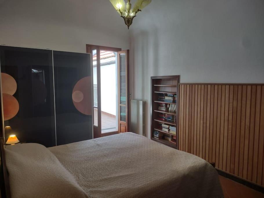 Silver Sands Finale Ligure - Traditional Apartment - 4 Beds & Terrace By The Beach 外观 照片