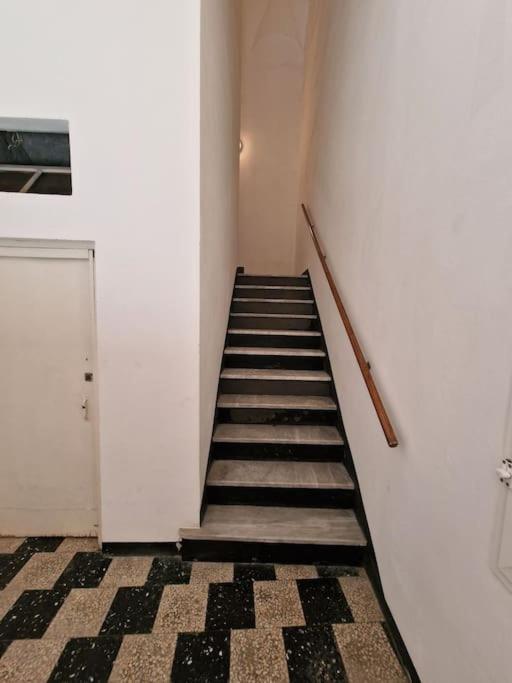 Silver Sands Finale Ligure - Traditional Apartment - 4 Beds & Terrace By The Beach 外观 照片